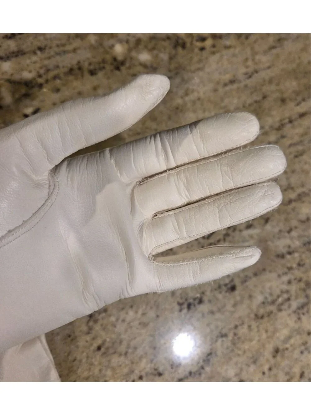 Vintage Womens Size S Off-White Leather Formal Gloves 10.5
